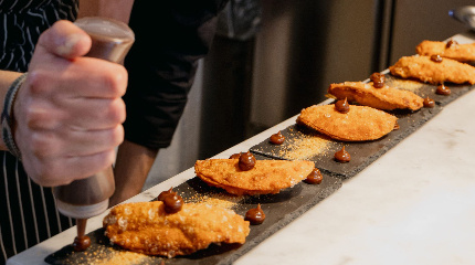 Visita à adega, prova de vinhos, e gastronomia - 3 vinhos e 3 petiscos